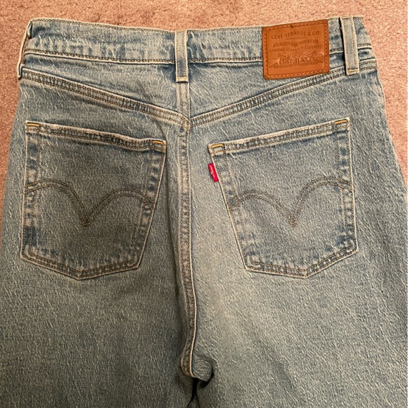 Levi’s Ribcage Straight Ankle Jeans Women’s Size 28 - Picture 11 of 15